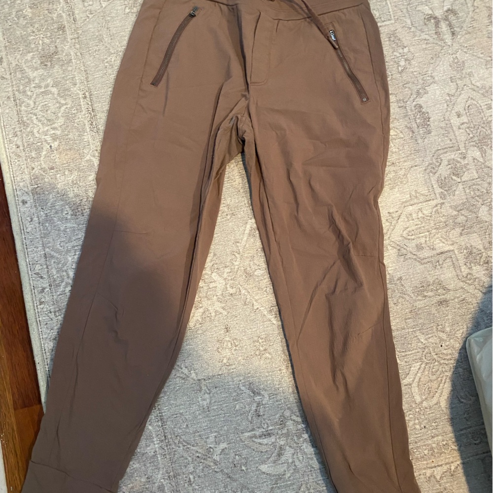 Athleta Trekkie Jogger Size 4 Dark Pink/Mineral Brown Color